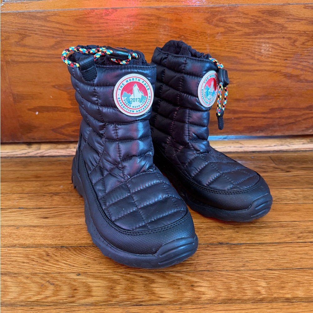 The North Face Black Quilted Winter Ankle Boots